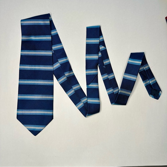 Brooks Brothers Makers Silk Classic Tie, Lot of 4–Vintage, Red, Blue Stripe - Picture 6 of 9